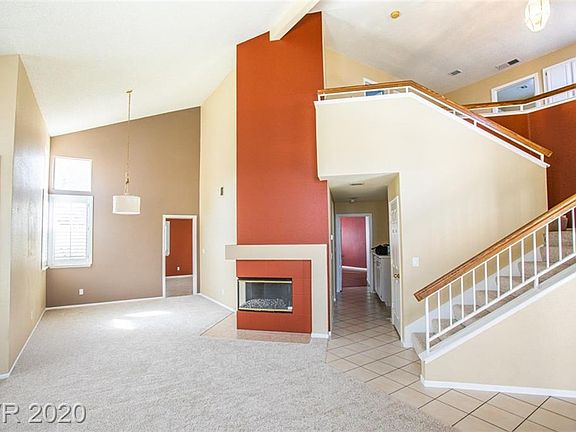 3rd image of 8241 Hilton Head Ct