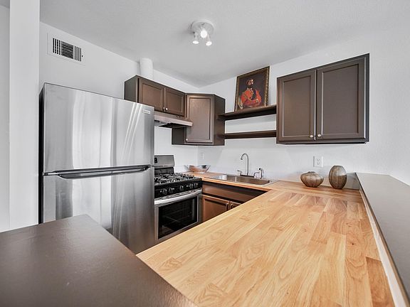 2nd image of 1408 Hughes St #14
