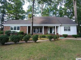 209 Brookwood Dr E, Athens, AL 35613