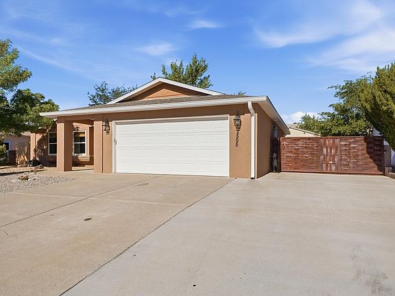 2nd image of 2505 Twin Buttes Dr NE