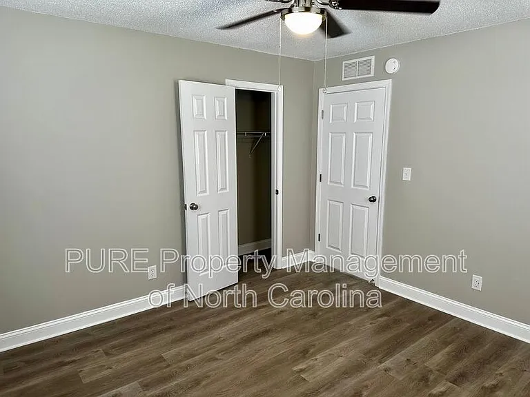 208 S Lexington Dr — Photo 21