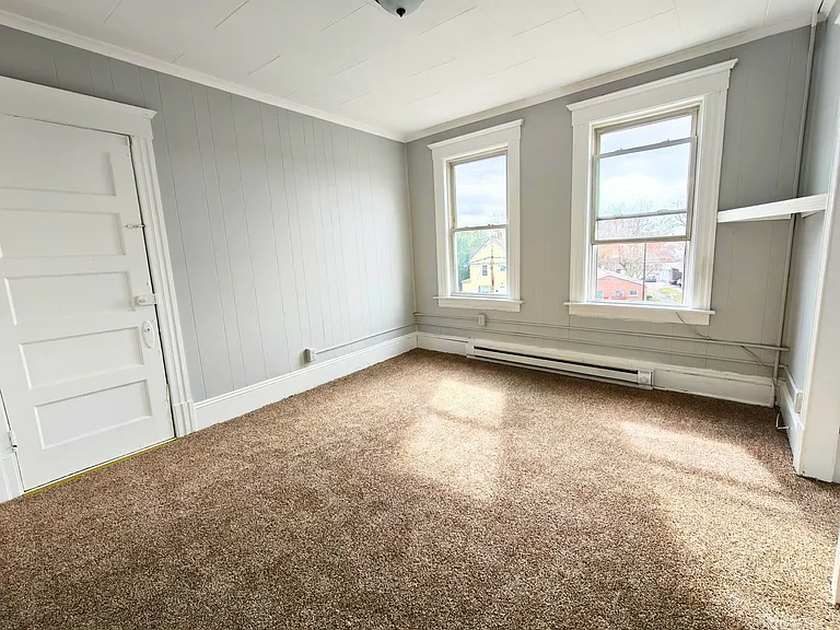 21 Dale St — Photo 14