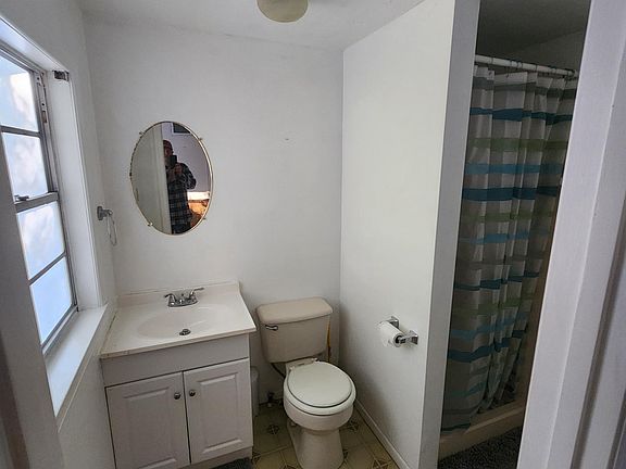 5th image of 126 Palm Ave