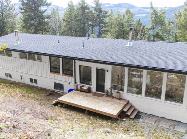 8250 Sun Valley Rd, Central Okanagan East, BC V1P 1J3
