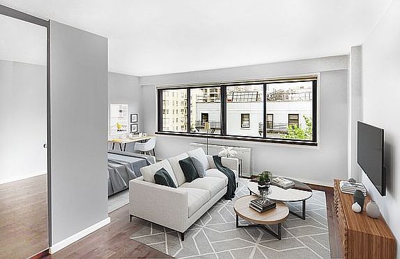 3rd image of 201 W 21st St #5GG