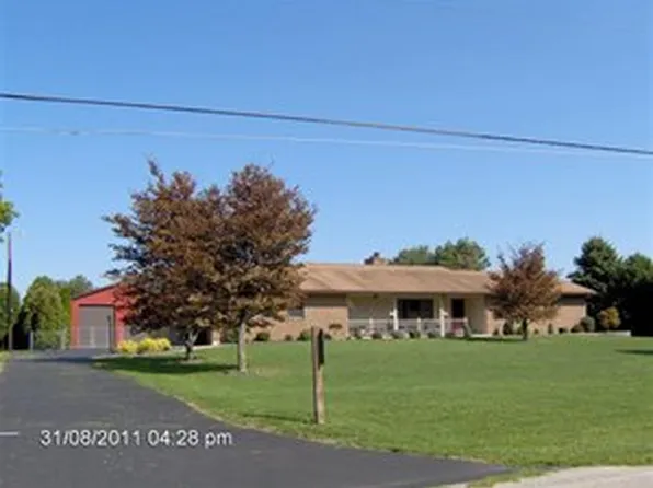 2819 Buchanan Rd, Fremont, OH 43420