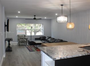 6731 Cypress Rd APT 205, Plantation, FL 33317