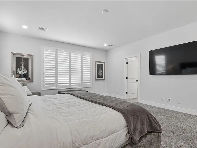 5366 Purple Moon Ave — Photo 28