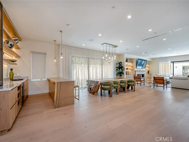4906 Gaviota Ave — Photo 5