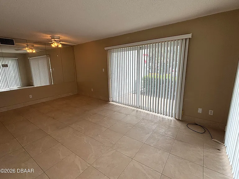 100 Silver Beach Ave #202 — Photo 10
