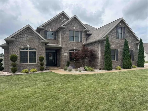 9919 Ella Cir, Newburgh, IN 47630