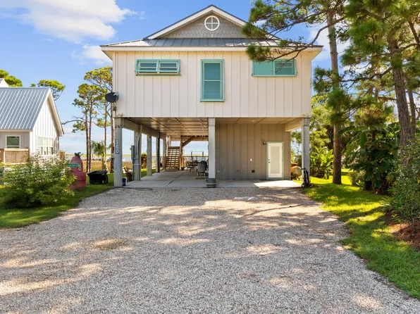 180 Pilot Dr, Port Saint Joe, FL 32456
