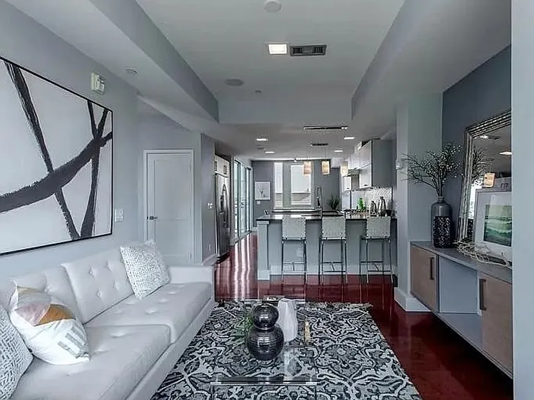 2768 W 22nd Ave — Photo 10