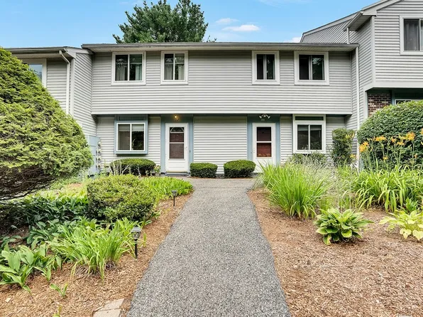 12 Appletree Hl #12, Hopkinton, MA 01748