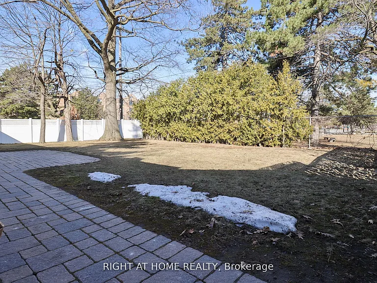 2 Greenland Rd #MAIN — Photo 21