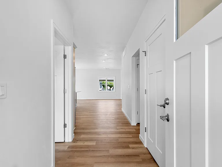 2724 Sachet Pl — Photo 9