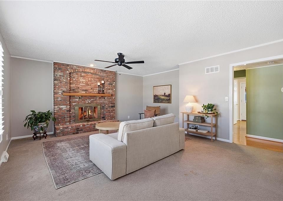 1st image of 12711 W 101st St