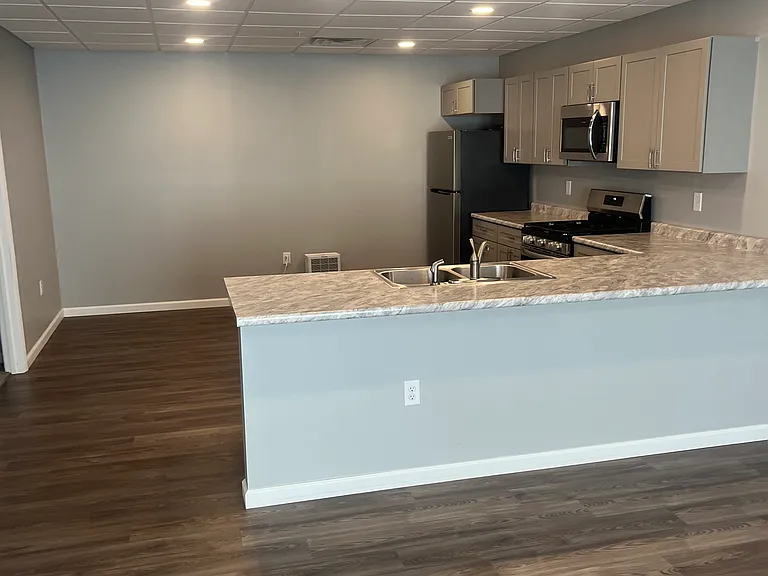 403 Patterson Ave #7B — Photo 2