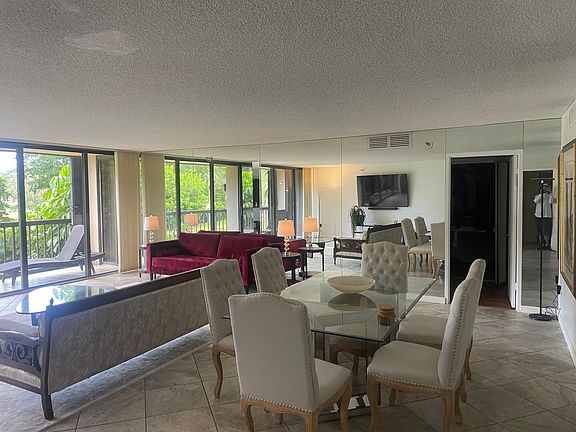 2nd image of 2480 Presidential Way APT 203