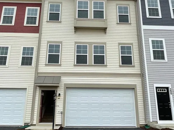 202 Norland Knoll Dr, Stephenson, VA 22656