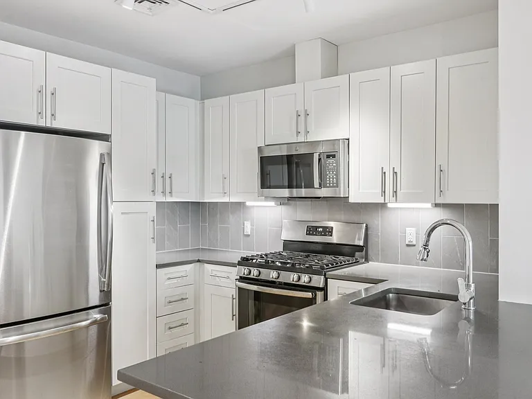 Park77 Apartments — Photo 50