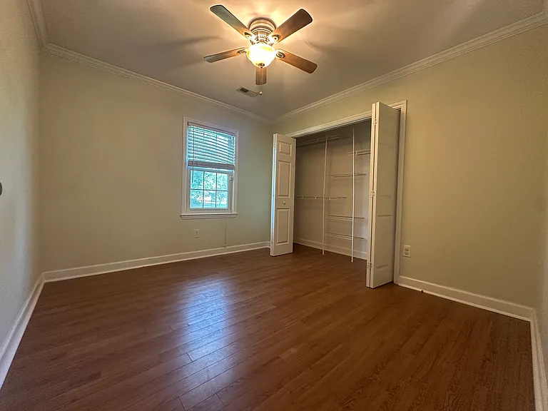4646 Manchester Dr — Photo 4