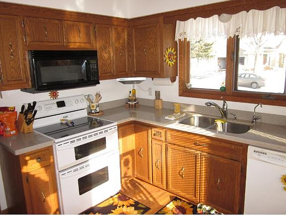 2nd image of 2417 Westcliffe Dr