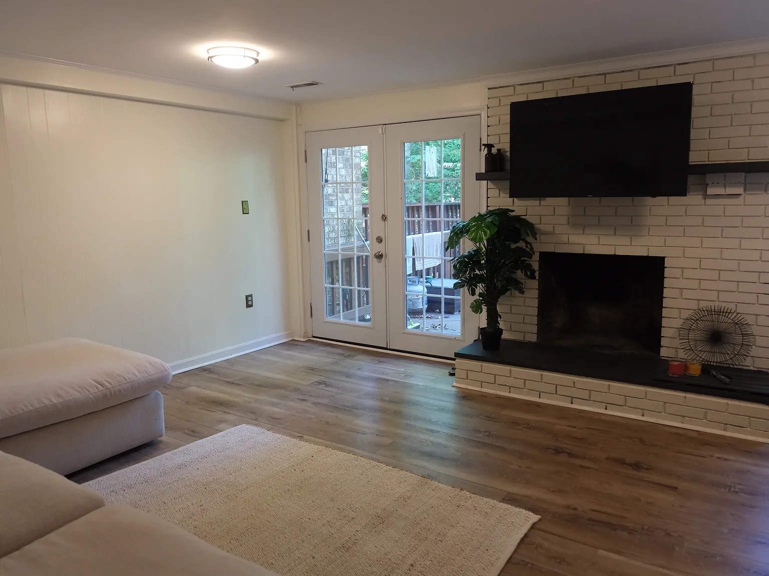 3 bed, 1890 sqft, $4,200 — Photo 4
