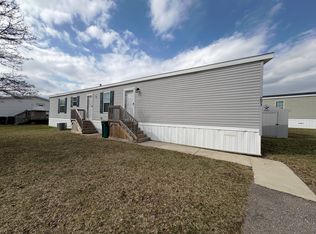 293 Basket Br, Oxford, MI 48371