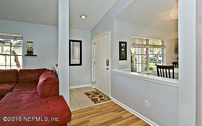 3rd image of 2886 Merrill Blvd