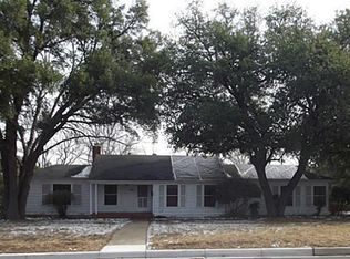 1801 Oakland Blvd, Fort Worth, TX 76103