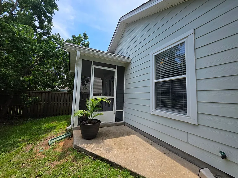 949 Osprey Ct — Photo 40