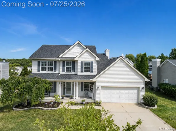 3477 Snowden Ln, Howell, MI 48843