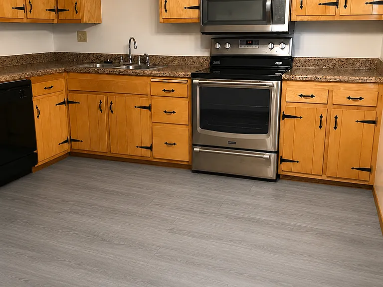 1040 Hunt Ave — Photo 3