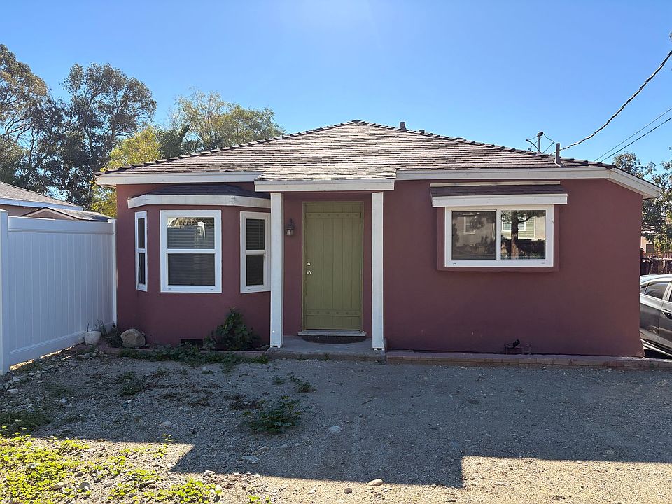 1st image of 15635 Curtis Ave #1