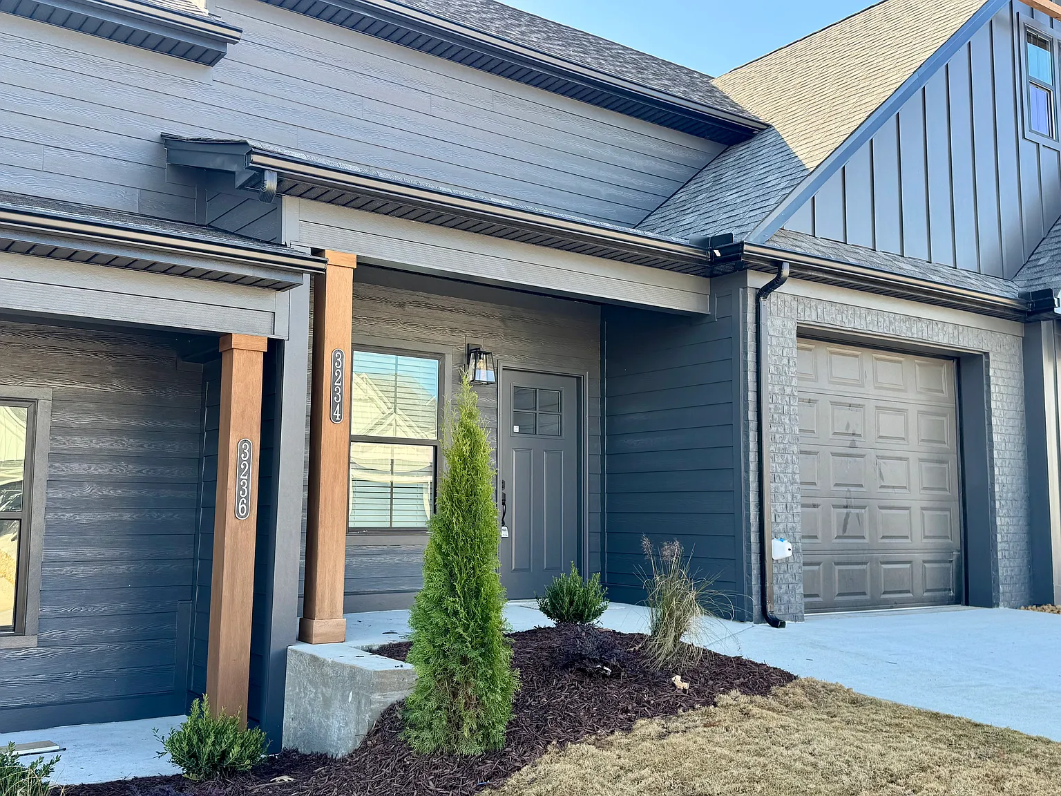 3234 Green Turtle Ln NE — Photo 3
