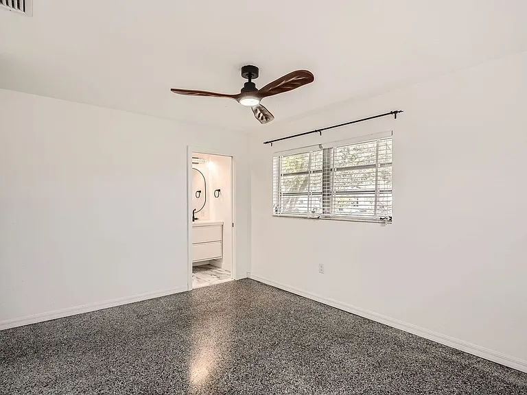 4608 S Shamrock Rd — Photo 23