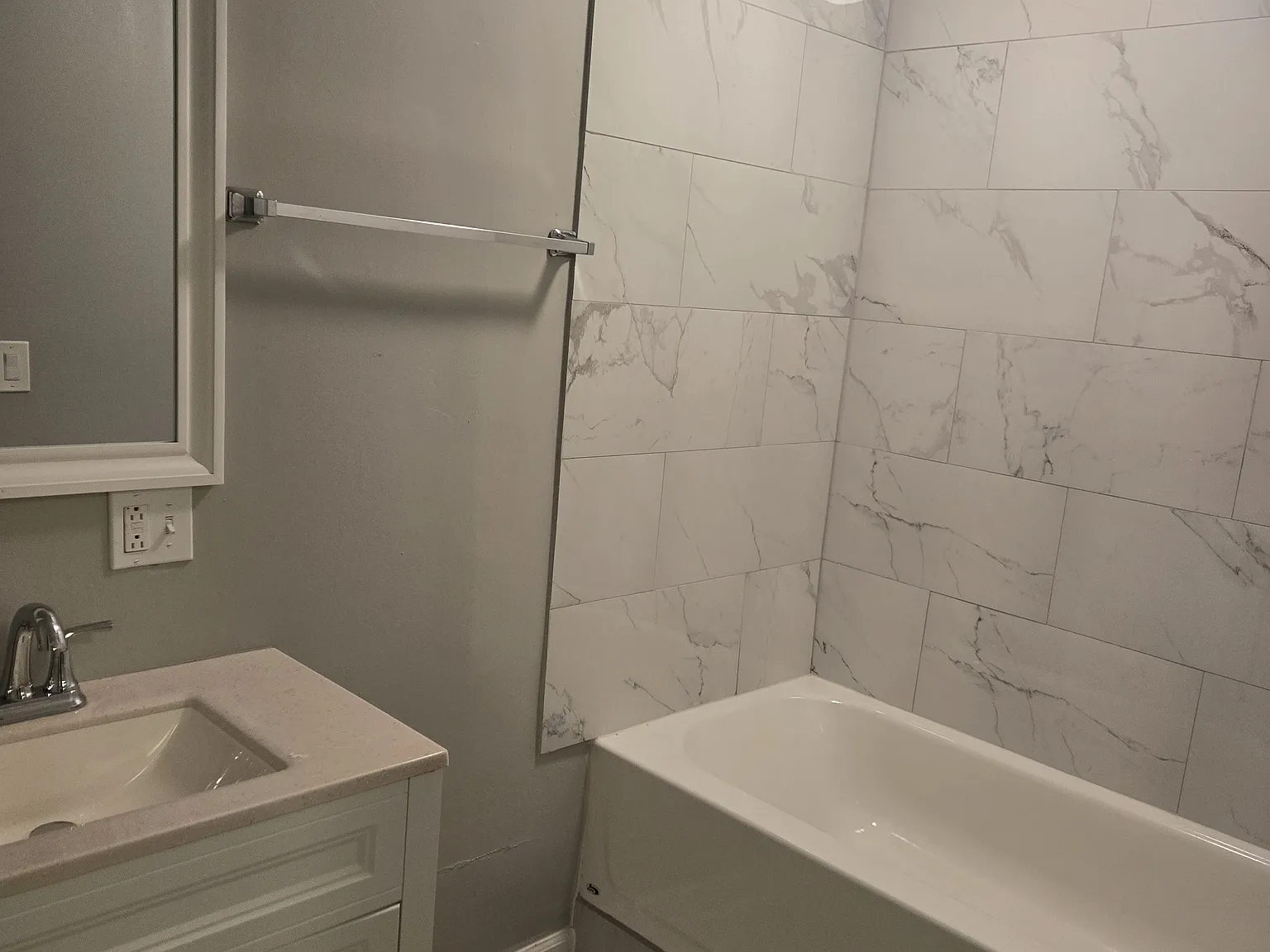 4 bed, 1165 sqft, $2,800 — Photo 2