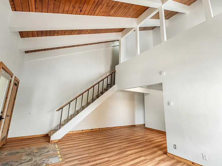 755 E Hansen Ave #316 — Photo 2