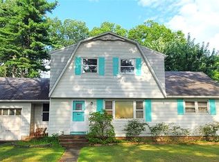 412 Gregory Rd, Paramus, NJ 07652