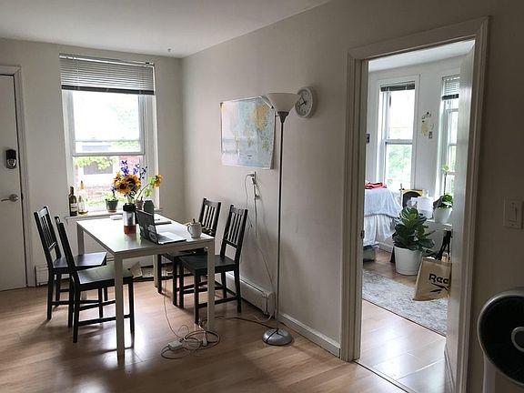 2nd image of 48 Norfolk St #3