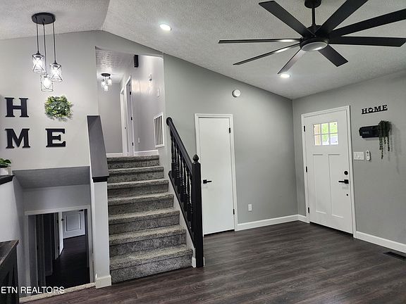 3rd image of 6633 Bay Circle Dr