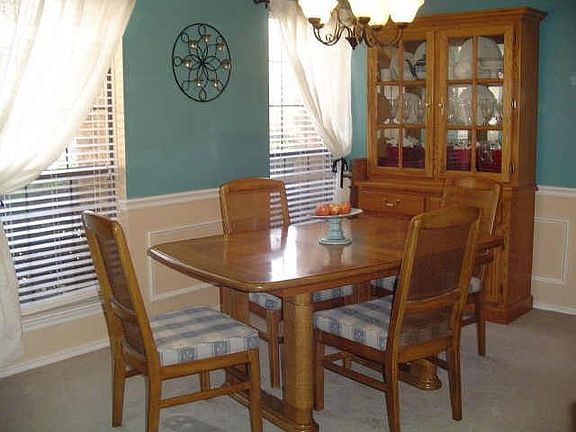 3rd image of 400 Tucson Ct