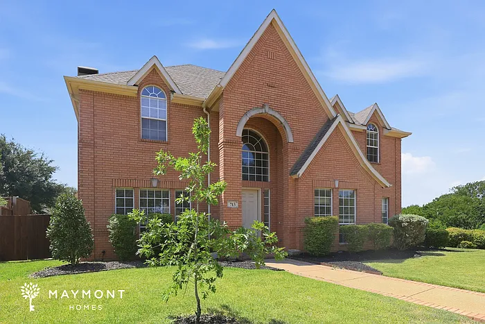 5 bed, 3.0 bath, 2969 sqft, $4,445 — Photo 4