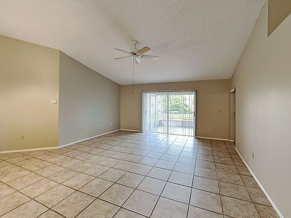 3rd image of 13447 Beechberry Dr