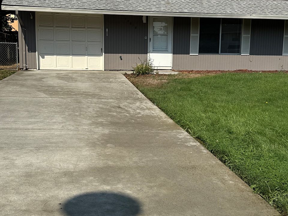 1st image of 14618 SE 17th Cir #14618