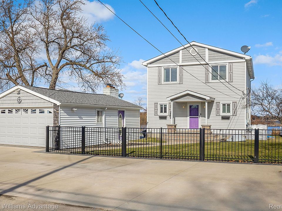1st image of 2060 Kingston St