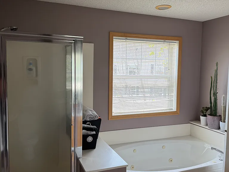8102 Golden Valley Rd — Photo 18