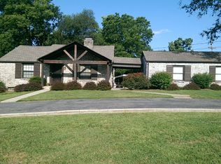 918 Currey Rd, Nashville, TN 37217