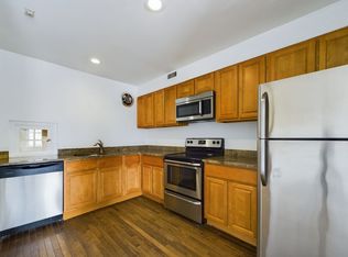 1726 Green St #2, Philadelphia, PA 19130